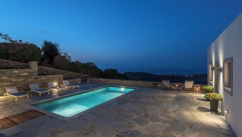 NEVERMIND VACATIONS VILLAS