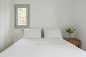NEVERMIND VACATIONS VILLAS