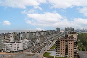 Nora - Elegant Seaview Escape With Balcony