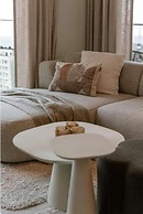 Nora - Elegant Seaview Escape With Balcony
