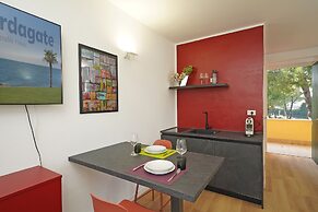 Pink Oleander Apartment