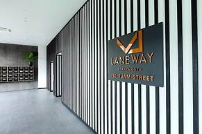 2 Bedrooms Apprtmt Plus Underground Parking in CBD
