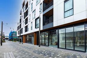 2 Bedrooms Apprtmt Plus Underground Parking in CBD