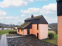 Lavish Holiday Home in Oberhambach
