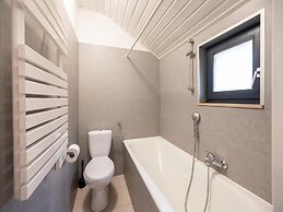 Lavish Holiday Home in Oberhambach