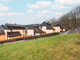 Lavish Holiday Home in Oberhambach