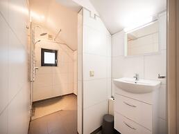 Lavish Holiday Home in Oberhambach