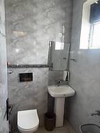 Hotel Rajshree