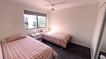 The Breakers Yamba