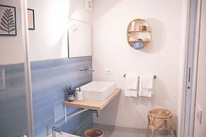 Marina Beach Apartments