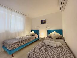 Marina Beach Apartments