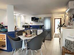 Marina Beach Apartments