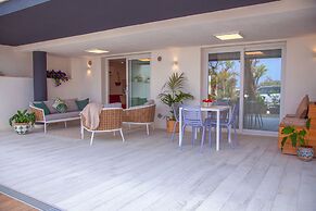 Marina Beach Apartments