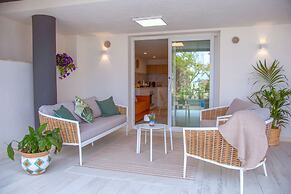 Marina Beach Apartments