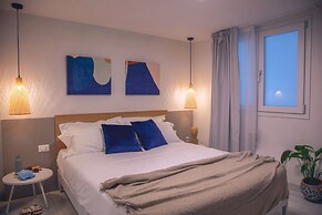 Marina Beach Apartments