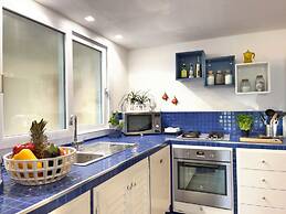 Marina Beach Apartments
