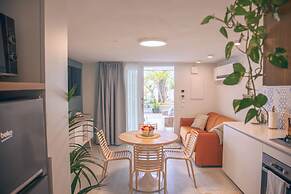 Marina Beach Apartments