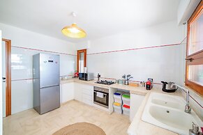 Marina Beach Apartments
