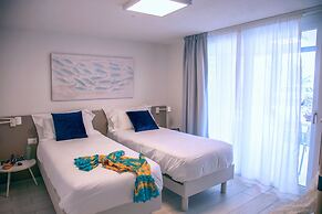 Marina Beach Apartments