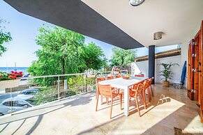 Marina Beach Apartments