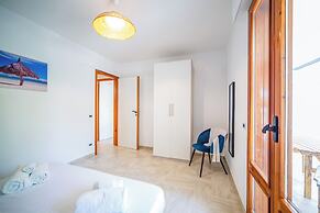 Marina Beach Apartments
