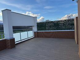Floris Hotel