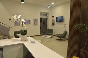 Floris Hotel