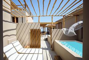 Aletri Swim Up Boutique Hotel