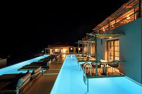Aletri Swim Up Boutique Hotel