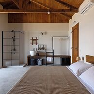 Aletri Swim Up Boutique Hotel