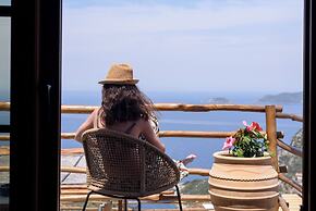 Aletri Swim Up Boutique Hotel