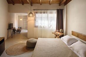 Aletri Swim Up Boutique Hotel
