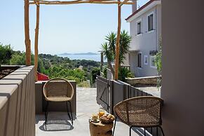 Aletri Swim Up Boutique Hotel