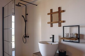 Aletri Swim Up Boutique Hotel