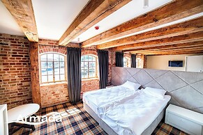 Armada Hotel