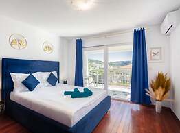 Guest House Matana Pomena National Park