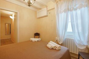 Canaletto Apartment