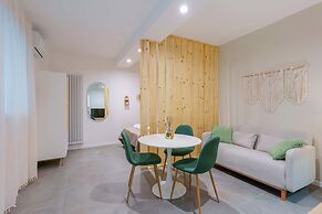 Levante Collection