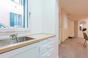 Levante Collection