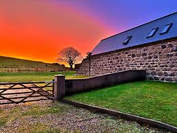 The Steading Family Friendly Getaway