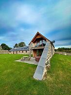 The Steading Family Friendly Getaway