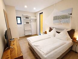 Bernsteinsee Homes and Ferien Beach House 2
