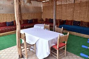 Lyron Hostel