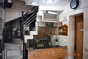 Hotel Bajaj