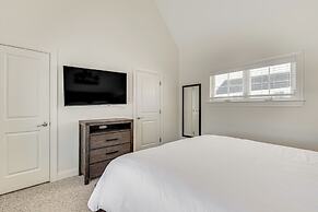 Mtn Views + Resort Perks: Cozy Cottage in Thornton