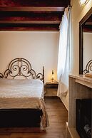 Piccola Venezia Room