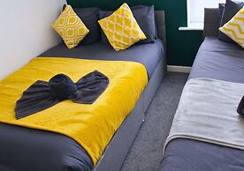 Pitchside Quarters sleeps 7