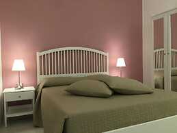 Isola Charm B&B - Pool & Nature Stay