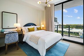 The 27 Wynwood