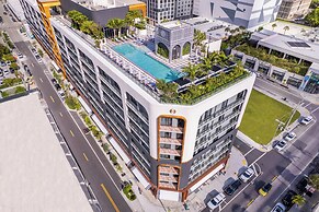 The 27 Wynwood